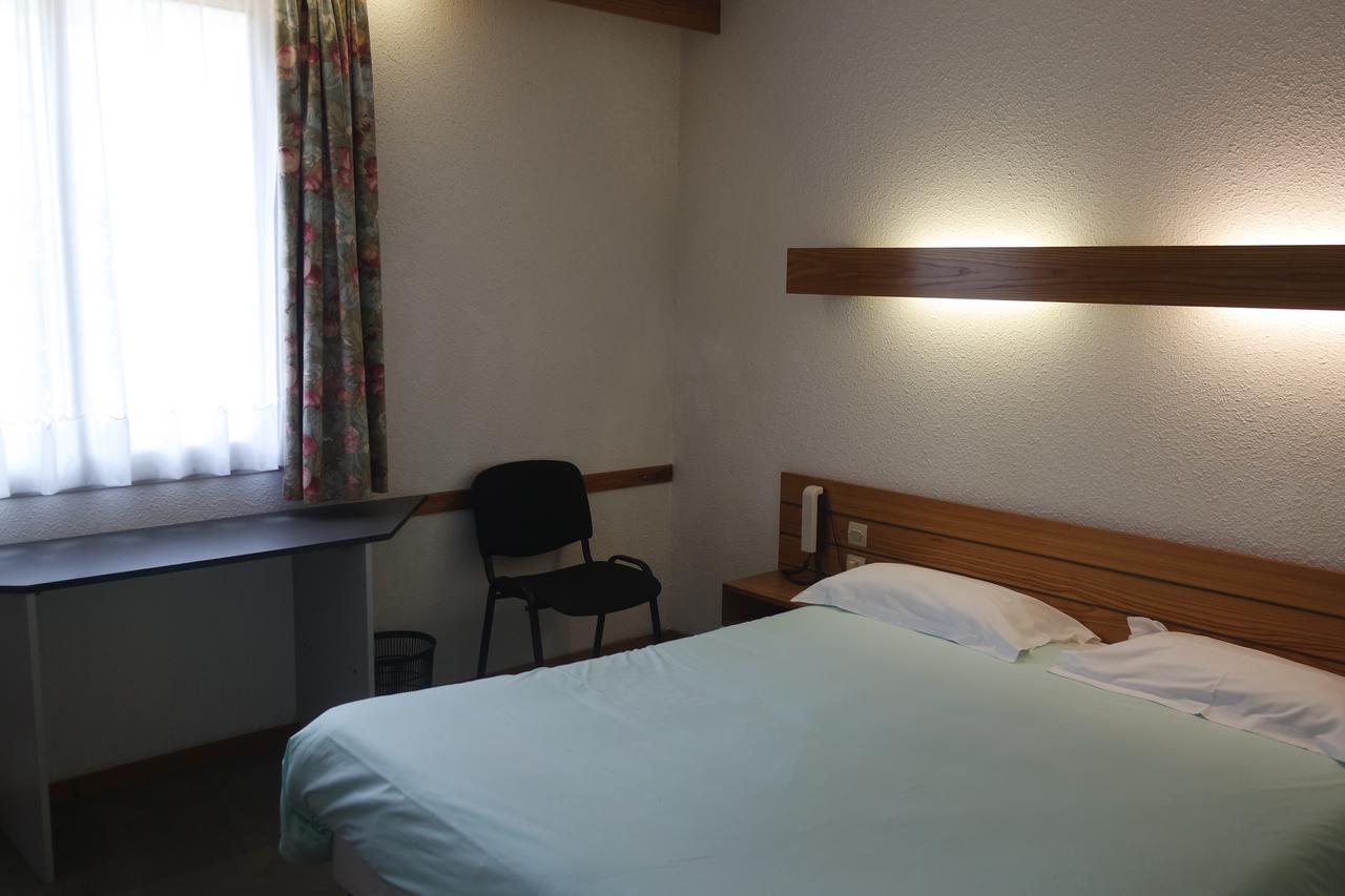 Hotel Le Tulipier Cransac Eksteriør bilde